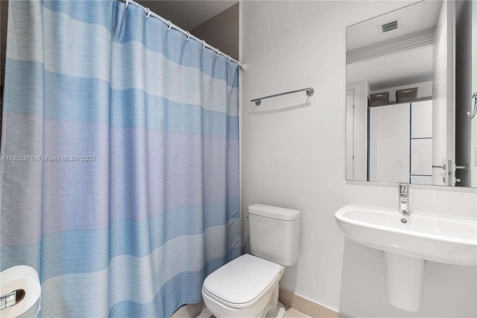 Echo Aventura - Residential