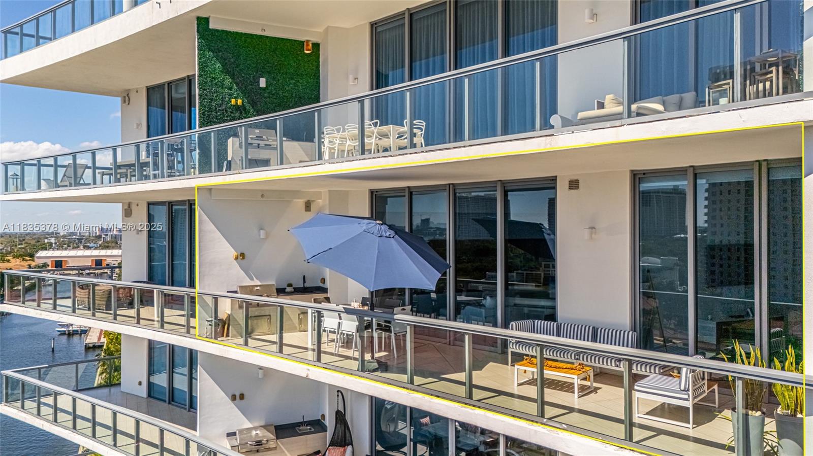 Echo Aventura - Residential