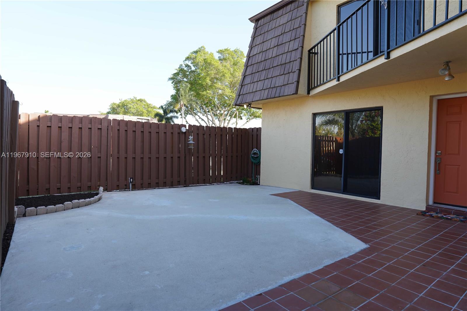 SPRINGDALE HOMES - Residential