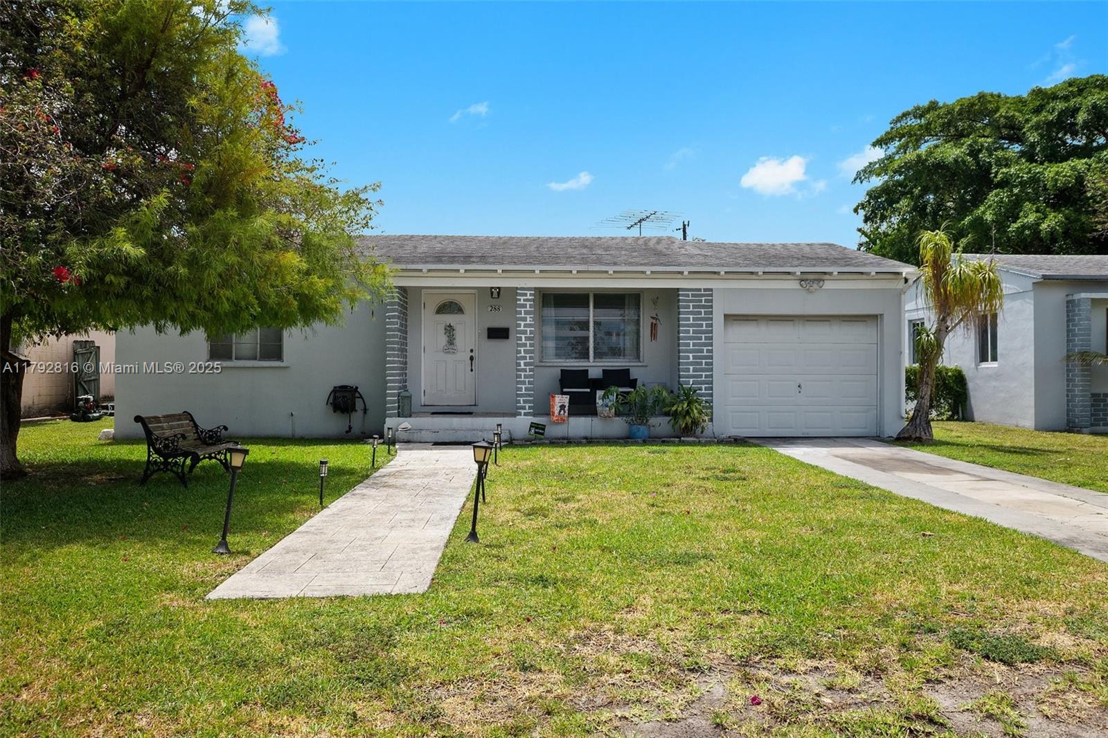 Property for Sale at 288 Pocatella St, Miami Springs, Miami-Dade County, Florida - Bedrooms: 3 
Bathrooms: 2  - $699,000