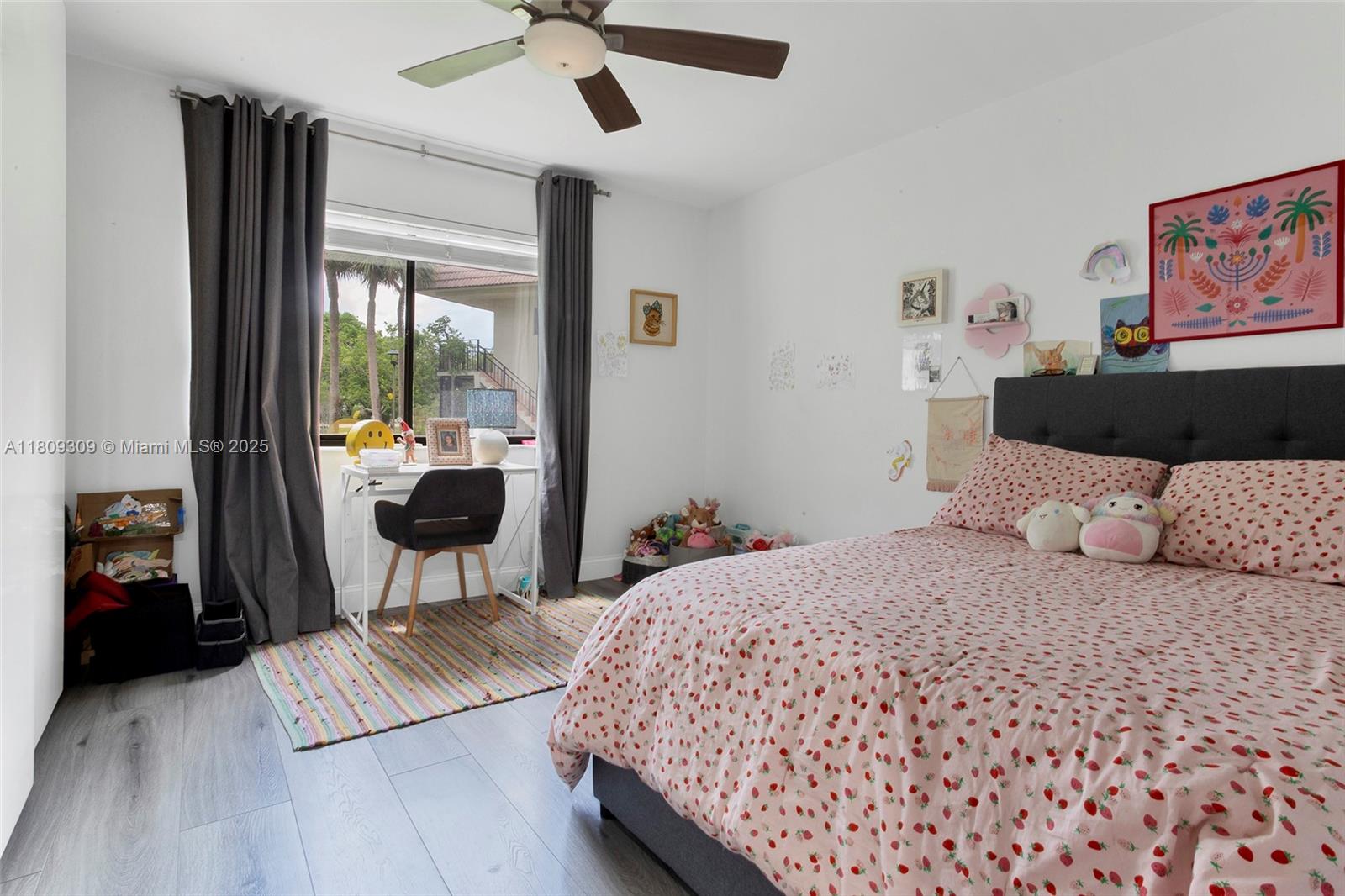 RACQUET CLUB APARTMENTS A - Residential Lease