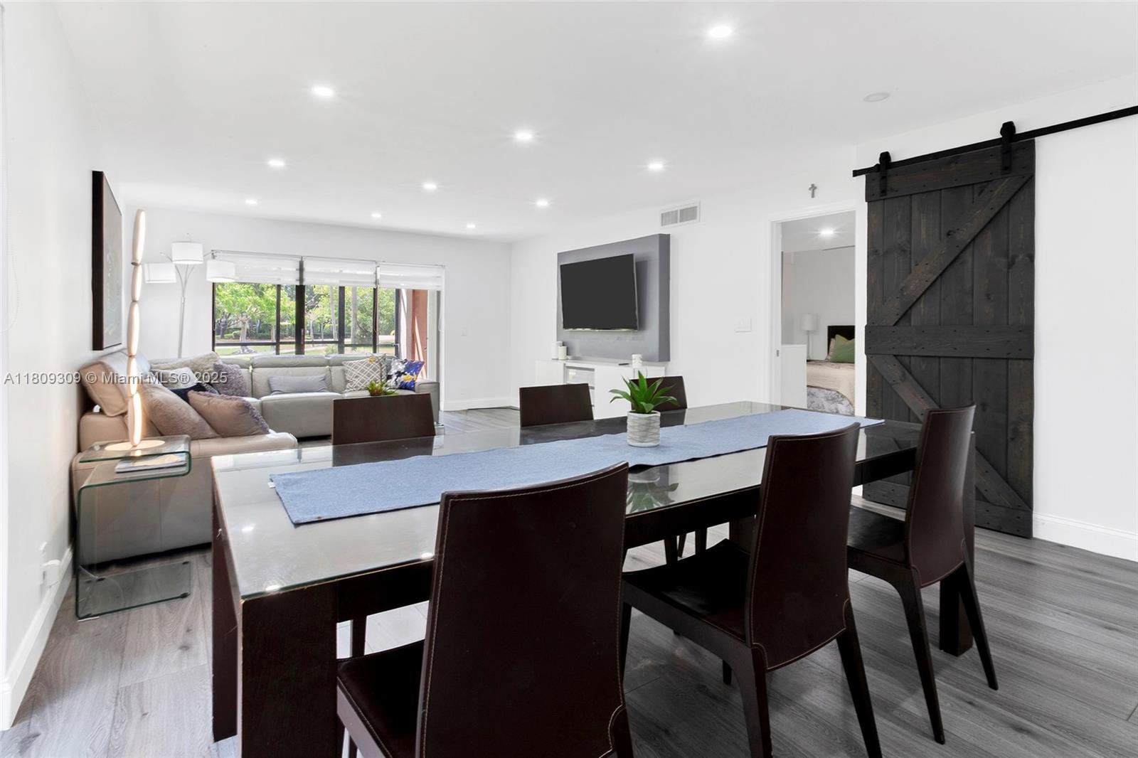 RACQUET CLUB APARTMENTS A - Residential Lease