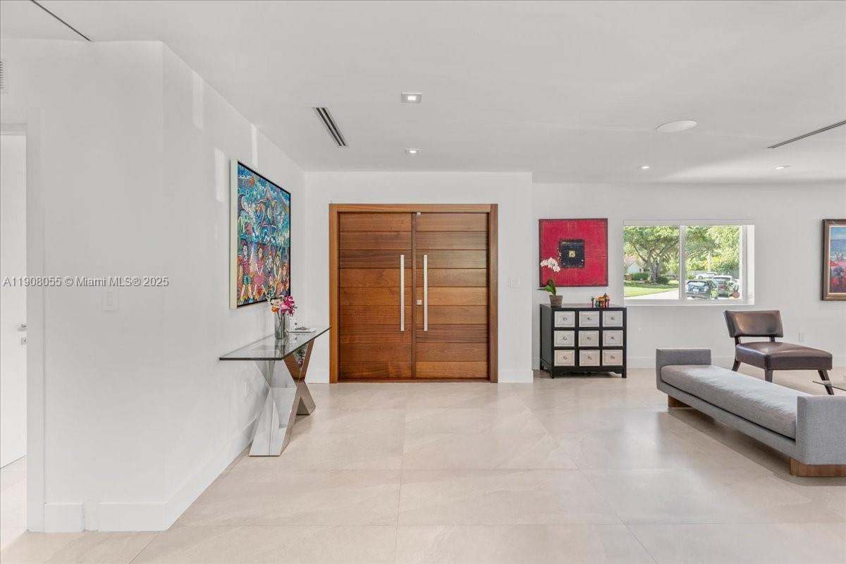 KENDALL EAST 1ST ADDN - Residential