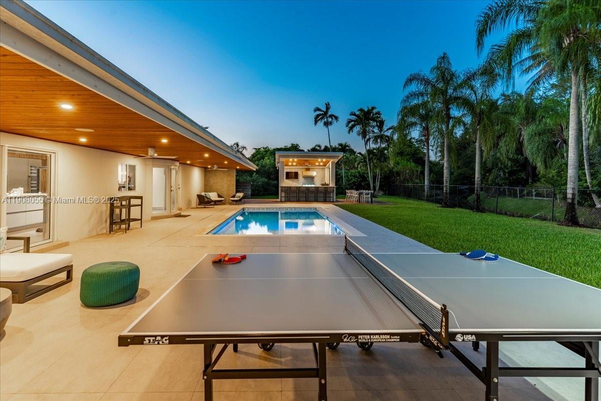 KENDALL EAST 1ST ADDN - Residential