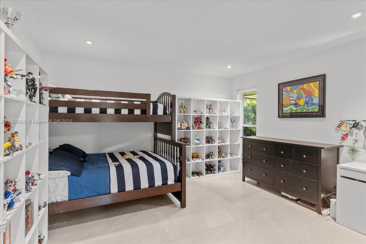 KENDALL EAST 1ST ADDN - Residential