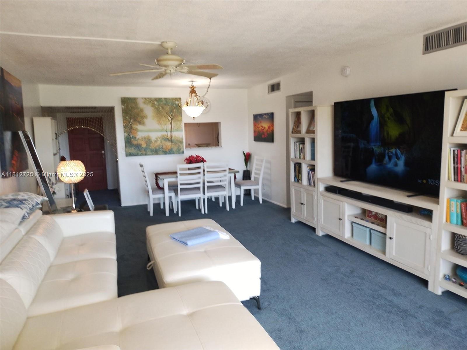 3300 N Palm Aire Dr 706