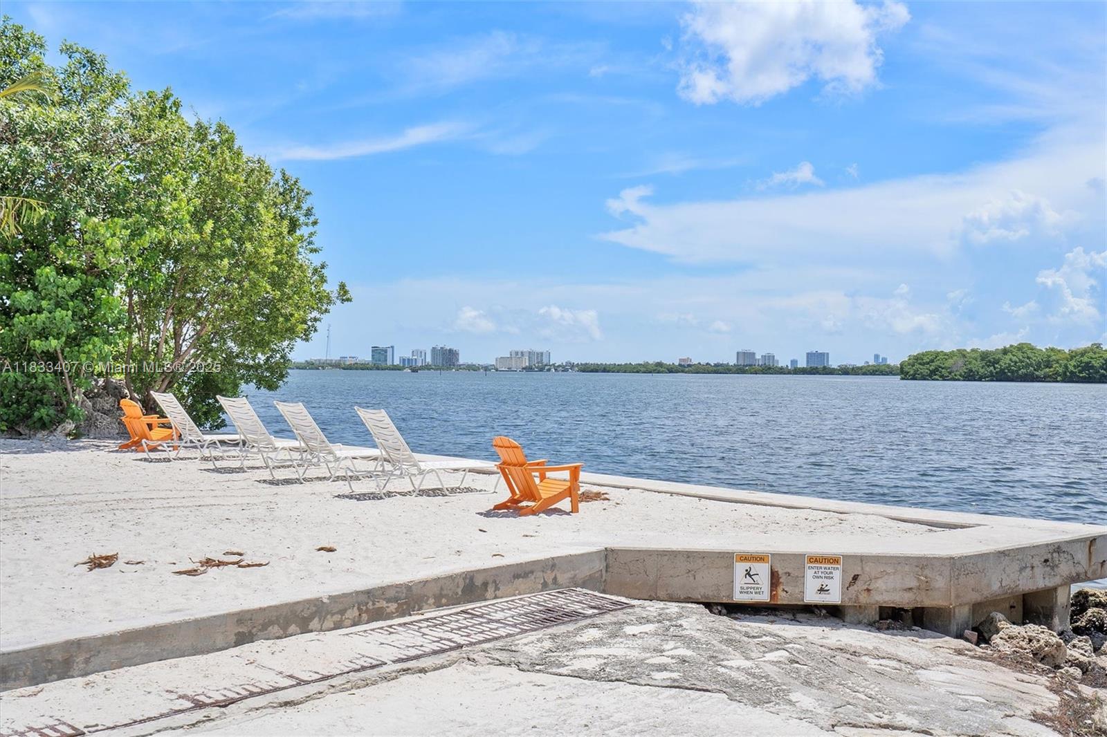 NIRVANA CONDO NO FIVE CON - Residential