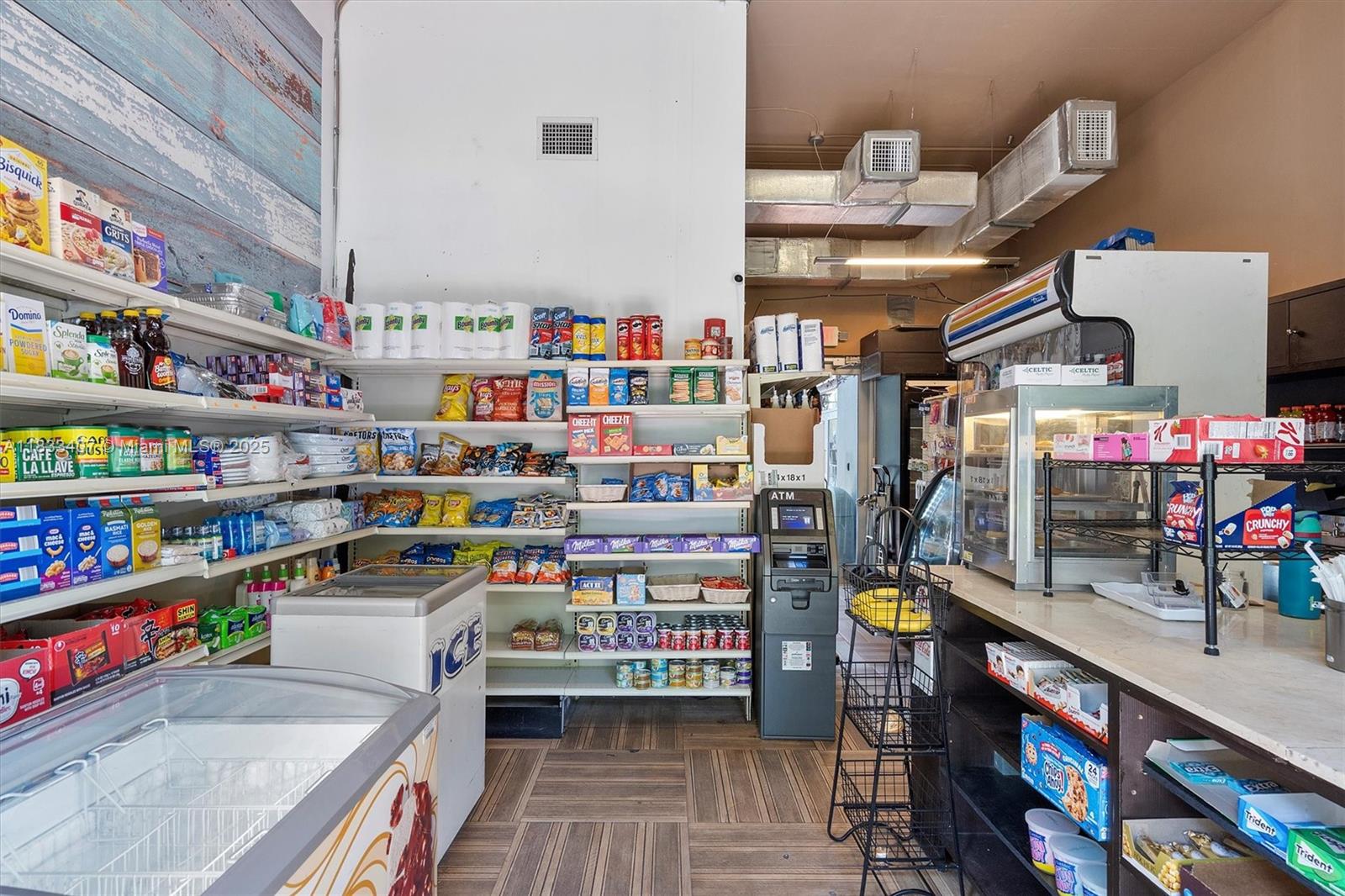 NIRVANA CONDO NO FIVE CON - Residential