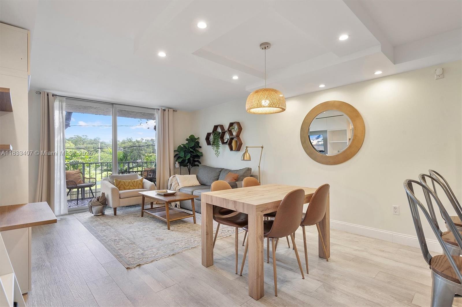 NIRVANA CONDO NO FIVE CON - Residential