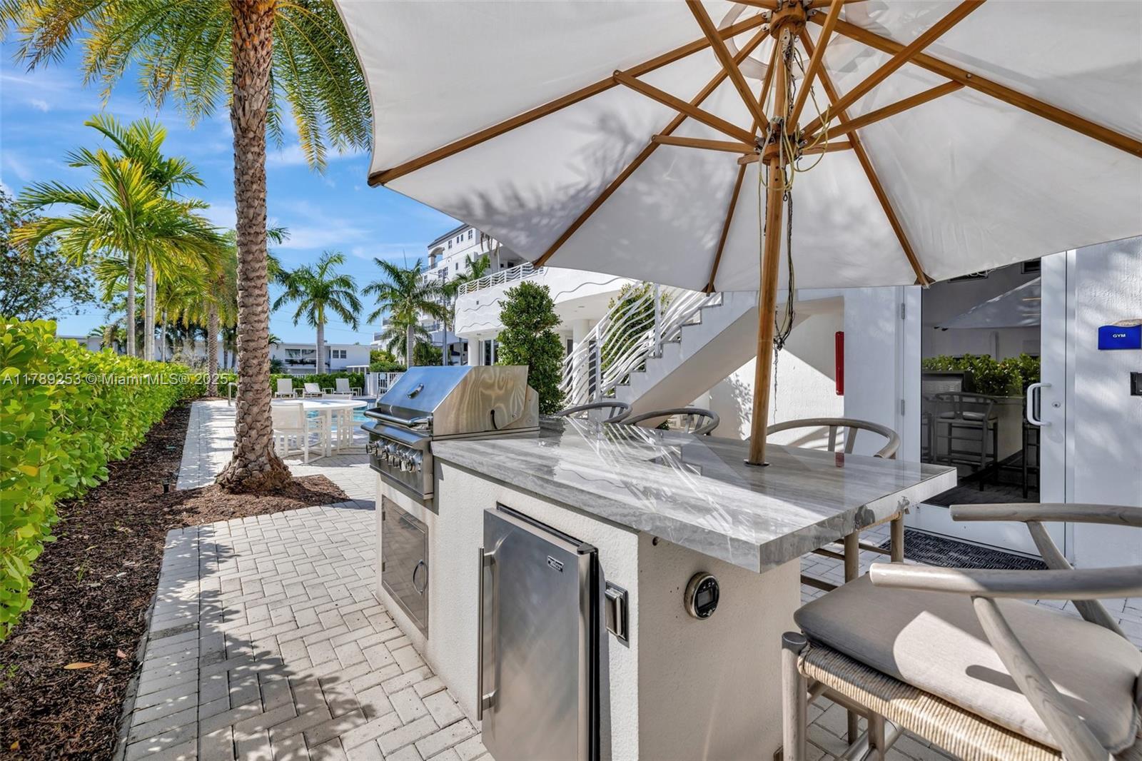 WAVE ON BAYSHORE CONDO - Residential Lease