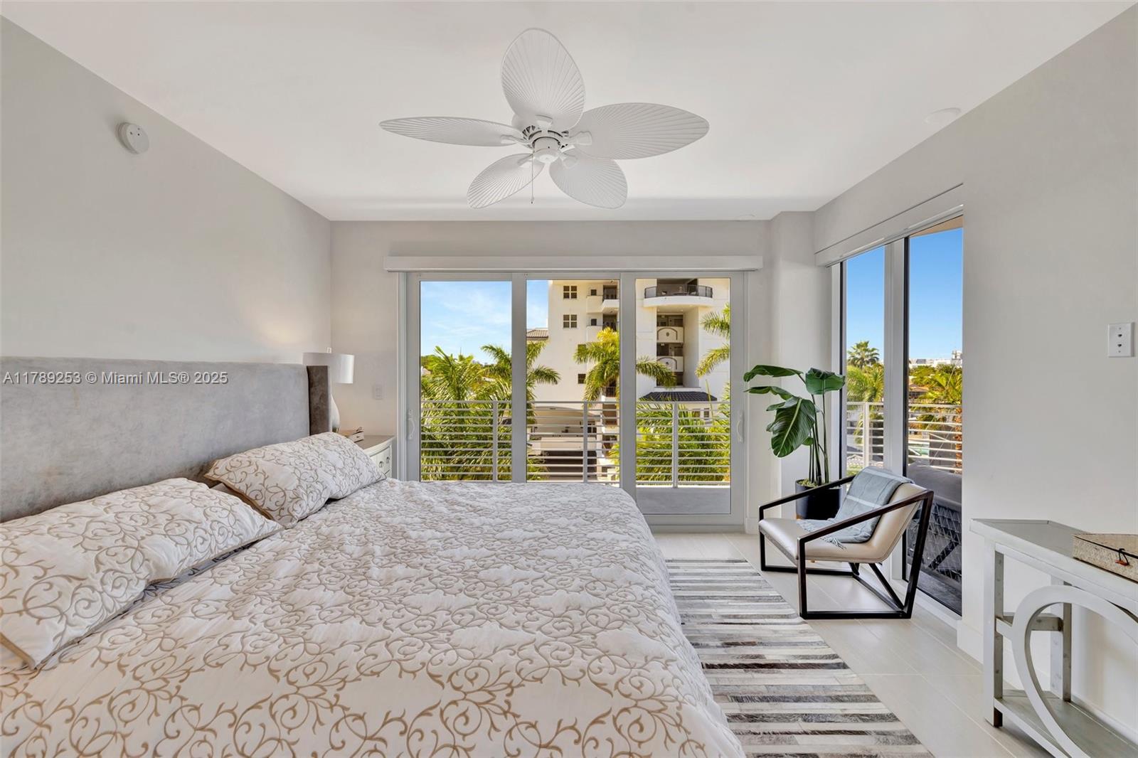WAVE ON BAYSHORE CONDO - Residential Lease