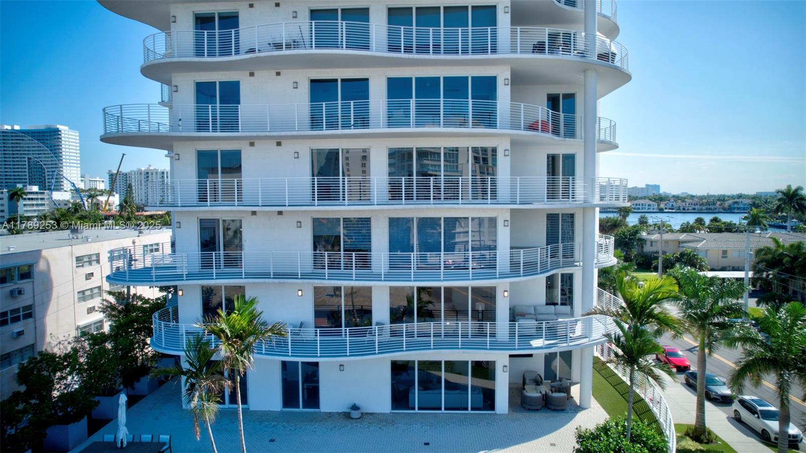 WAVE ON BAYSHORE CONDO - Residential Lease