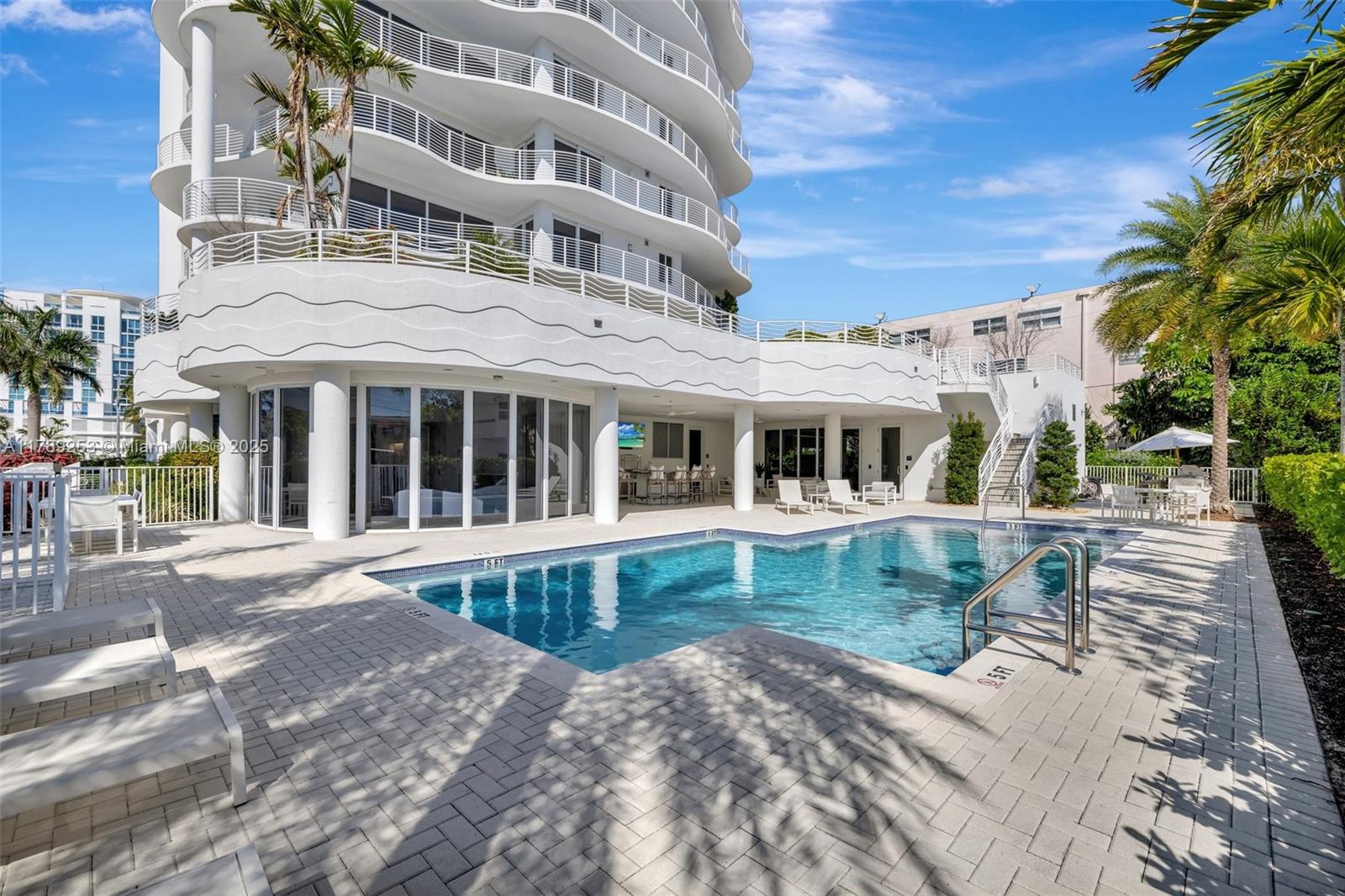 WAVE ON BAYSHORE CONDO - Residential Lease