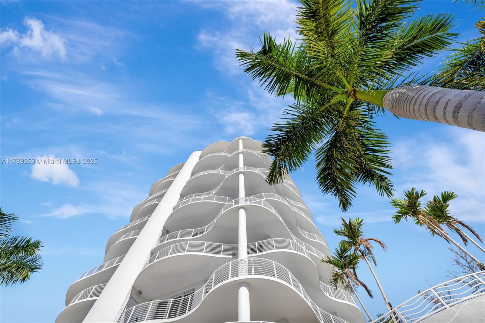 Rental Property at 612 Bayshore Dr 301, Fort Lauderdale, Broward County, Florida - Bedrooms: 3 
Bathrooms: 2  - $8,250 MO.