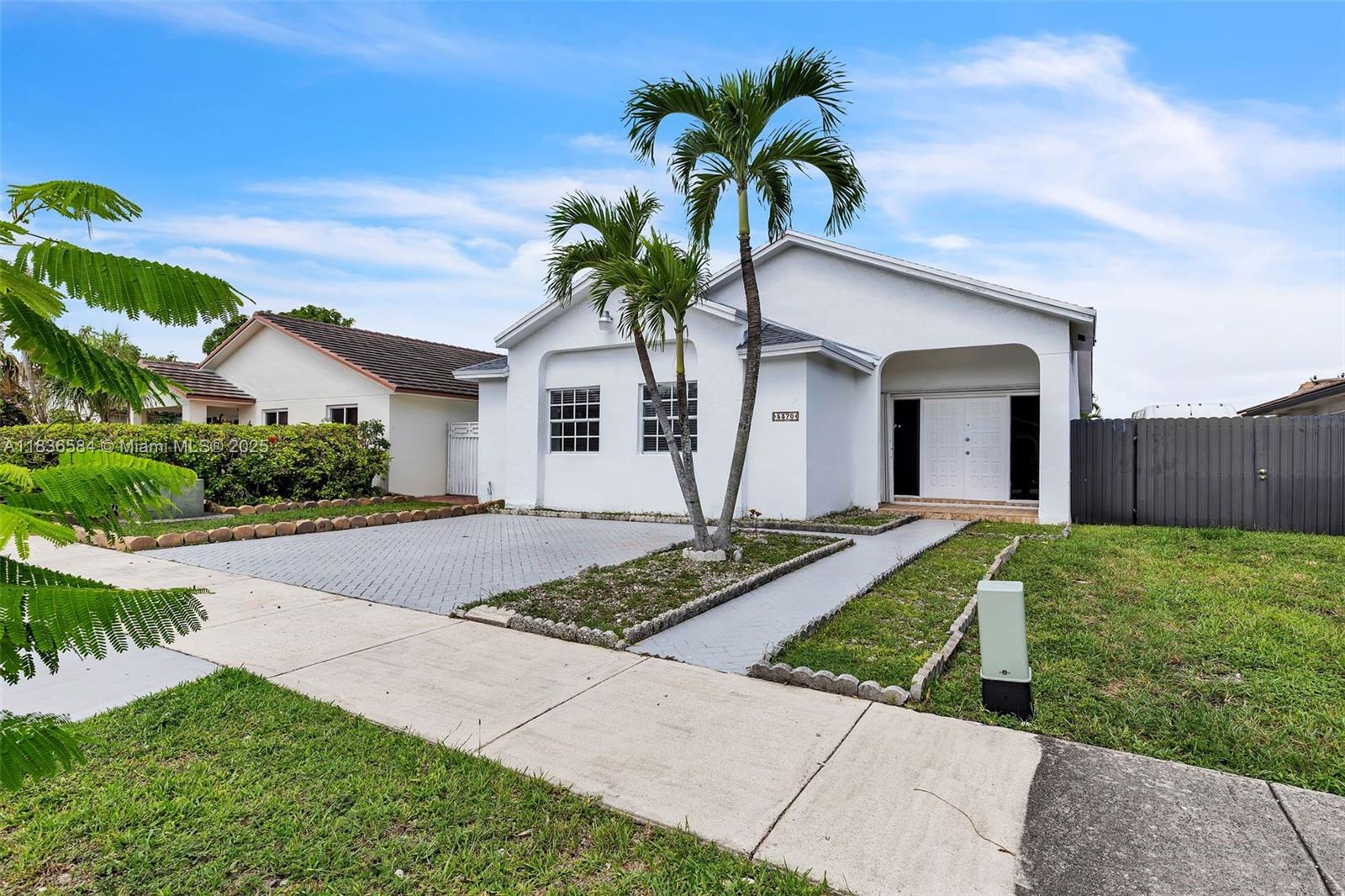 5370 SW 144th Ave