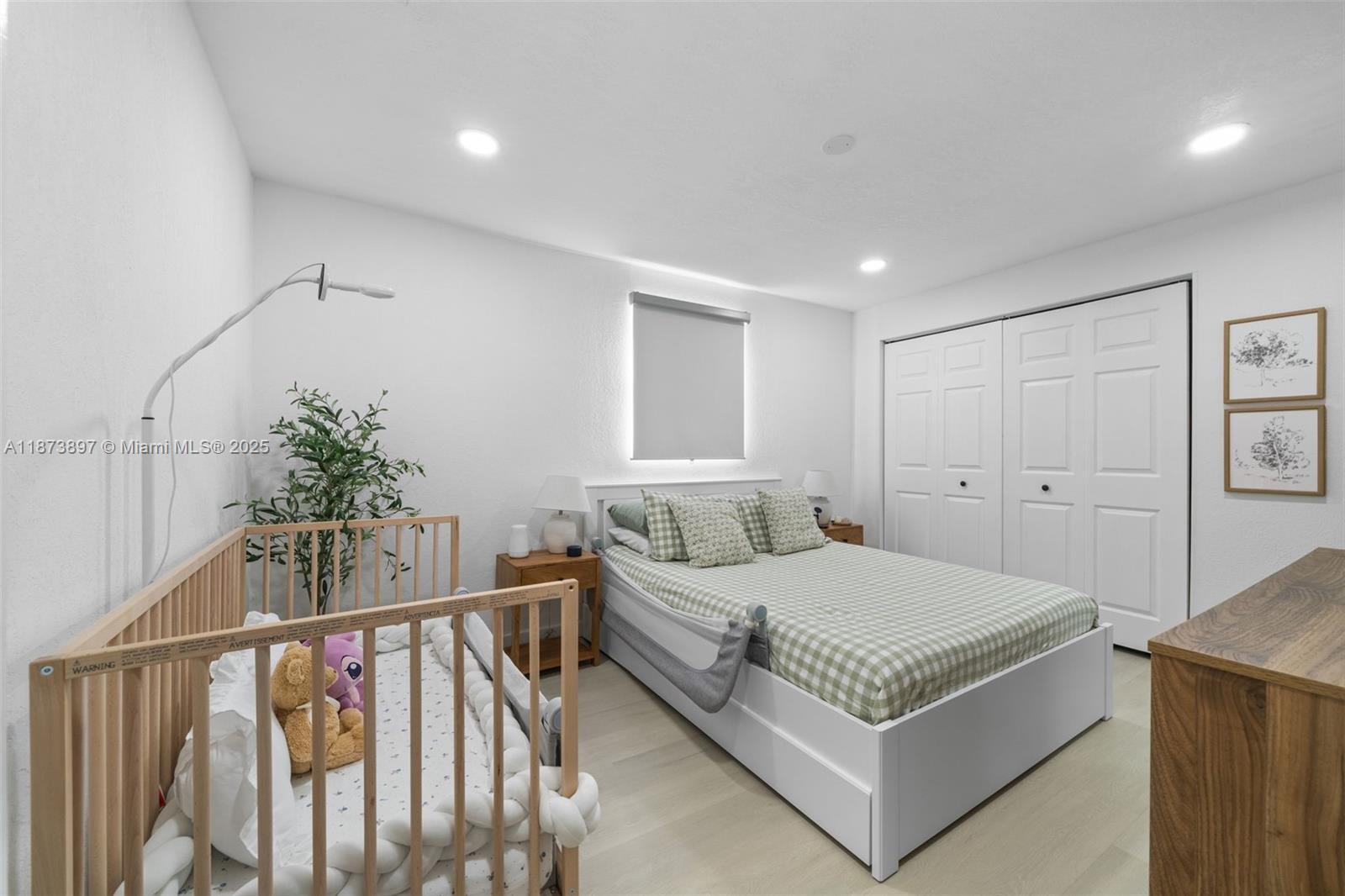 EVERGLADES AVE HTS ADDN - Residential