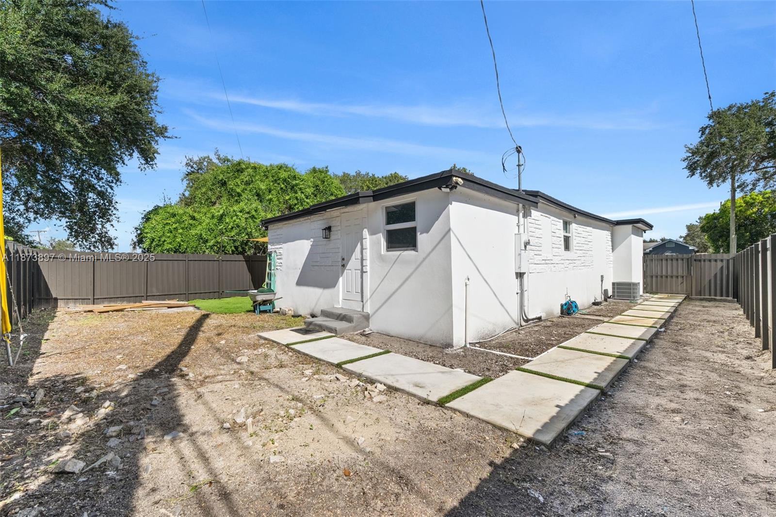 EVERGLADES AVE HTS ADDN - Residential