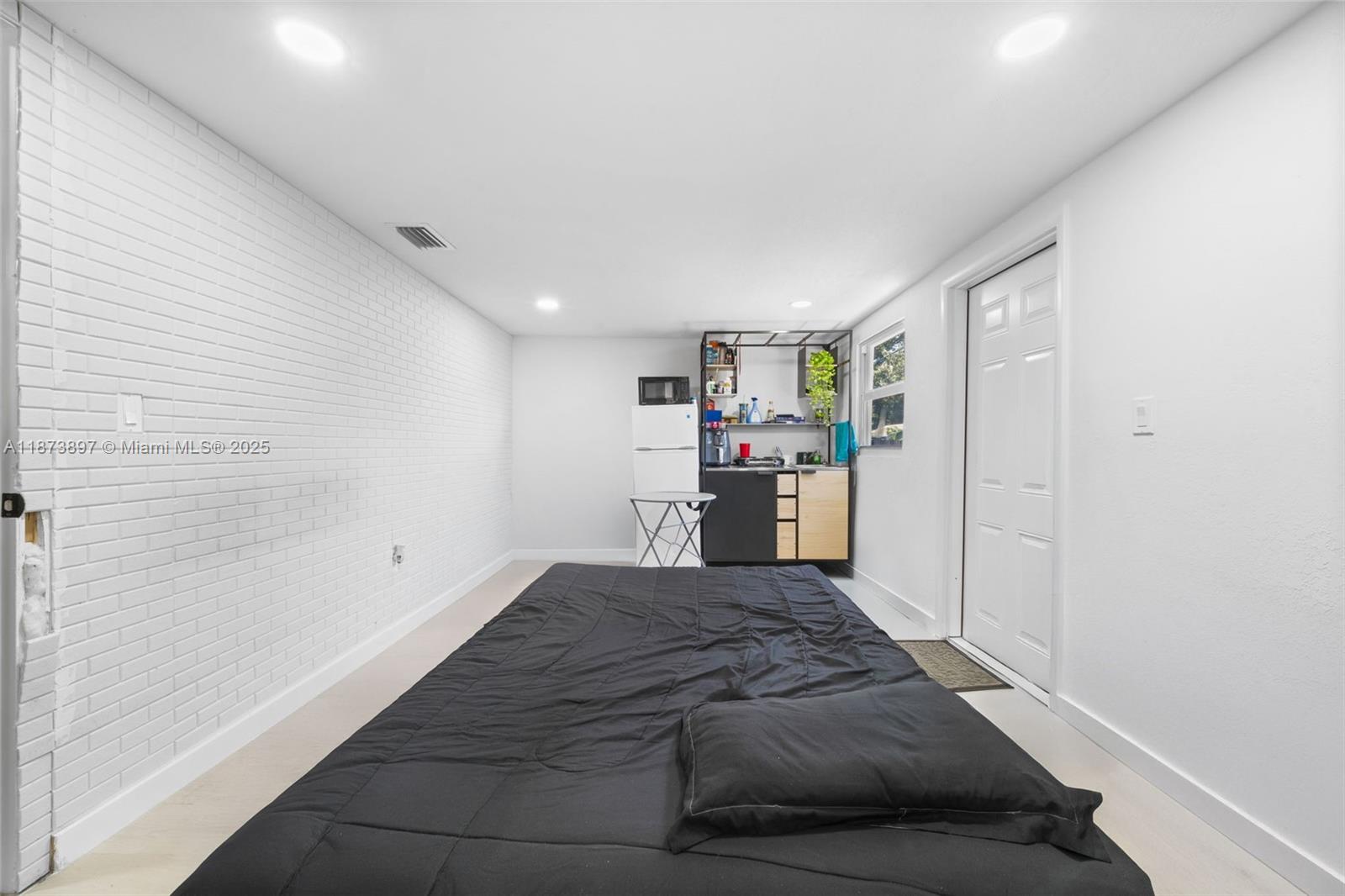 EVERGLADES AVE HTS ADDN - Residential