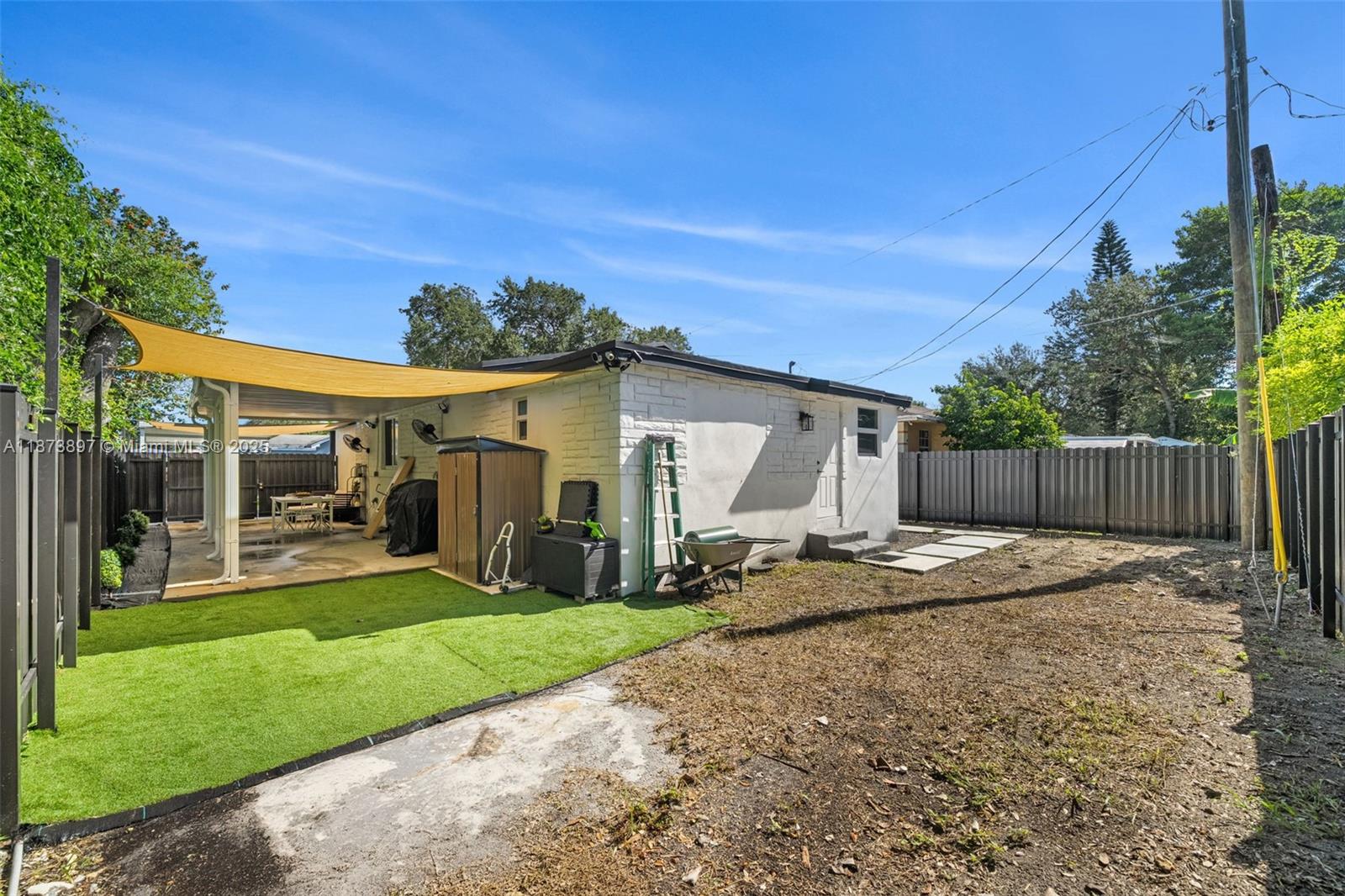 EVERGLADES AVE HTS ADDN - Residential