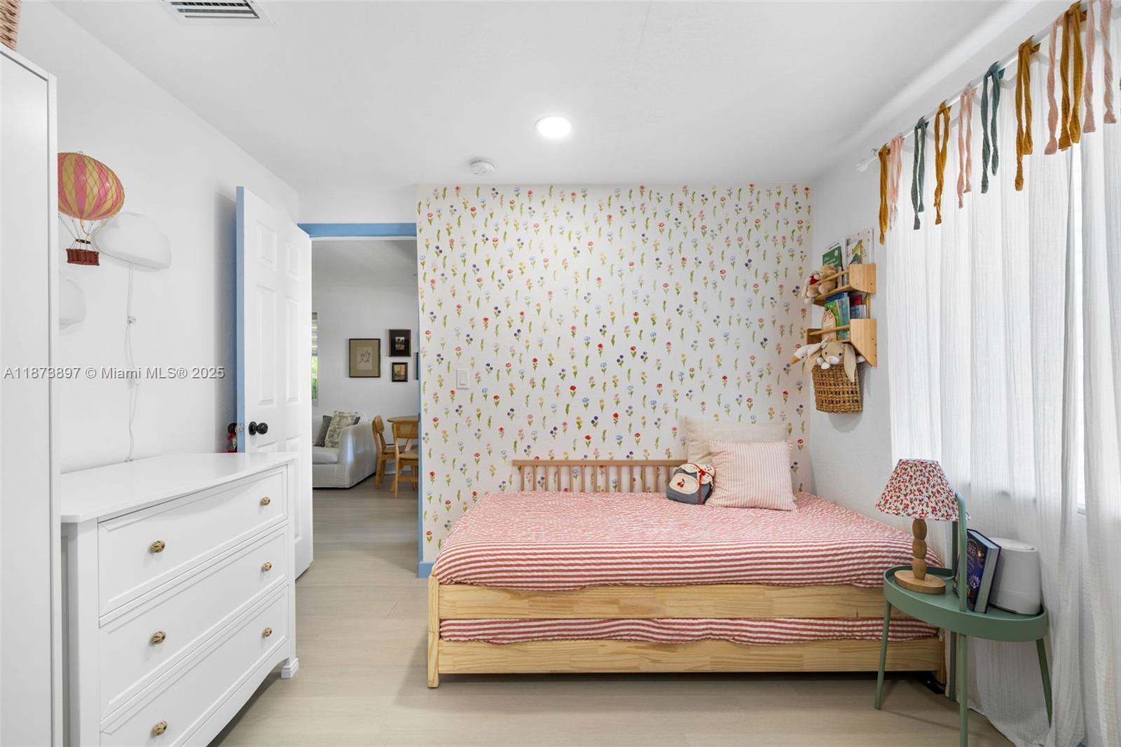 EVERGLADES AVE HTS ADDN - Residential