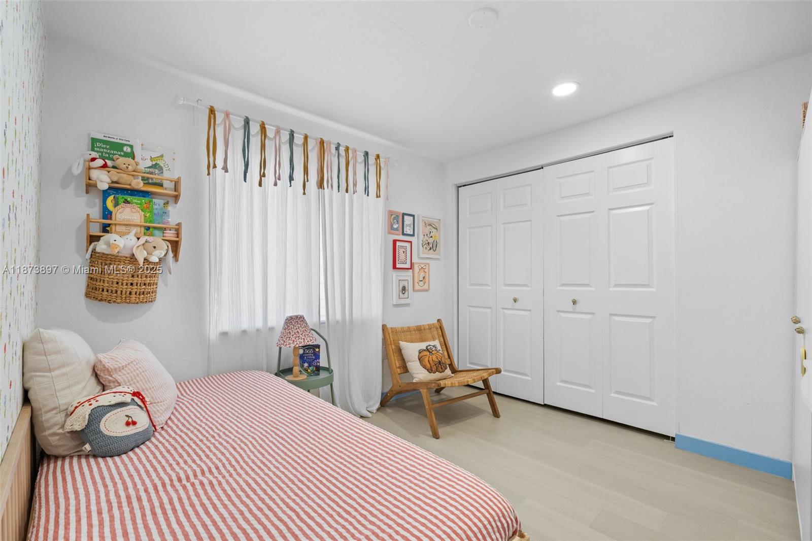 EVERGLADES AVE HTS ADDN - Residential