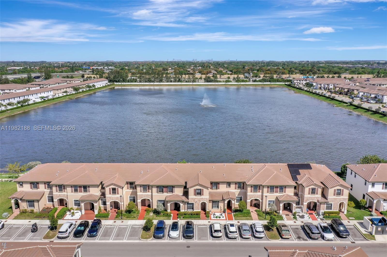 AQUABELLA NORTH - Residential