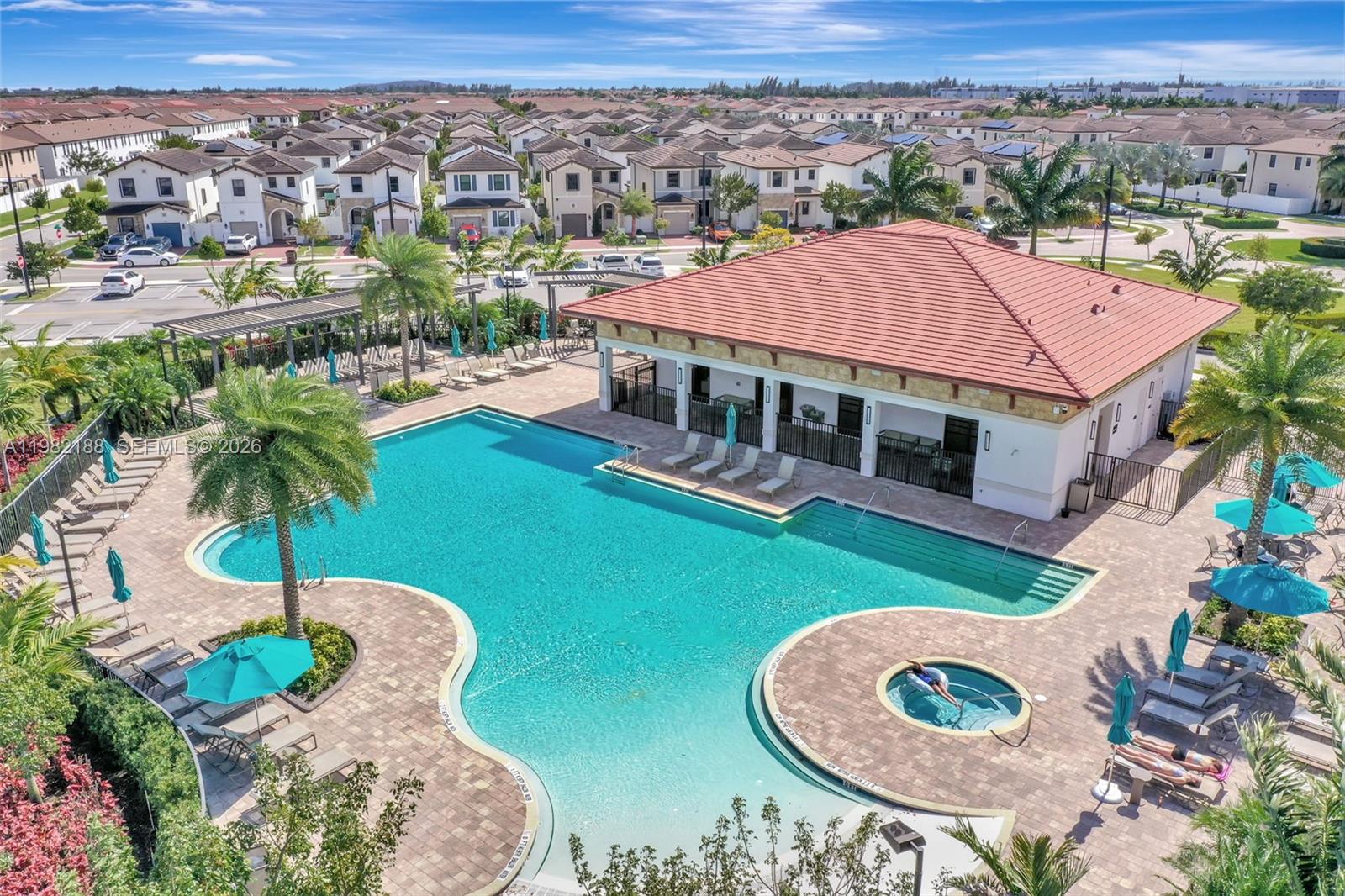 AQUABELLA NORTH - Residential