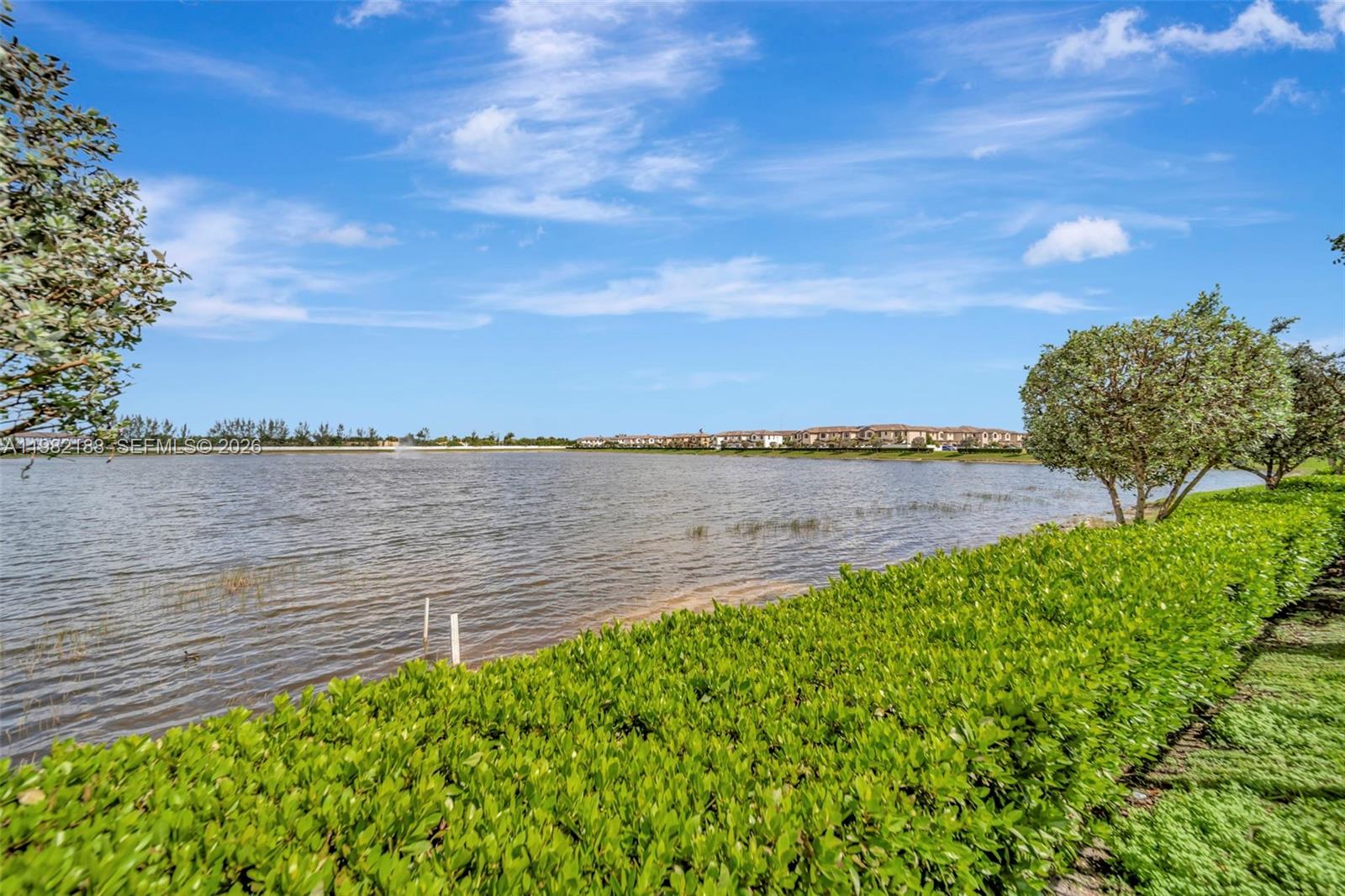 AQUABELLA NORTH - Residential