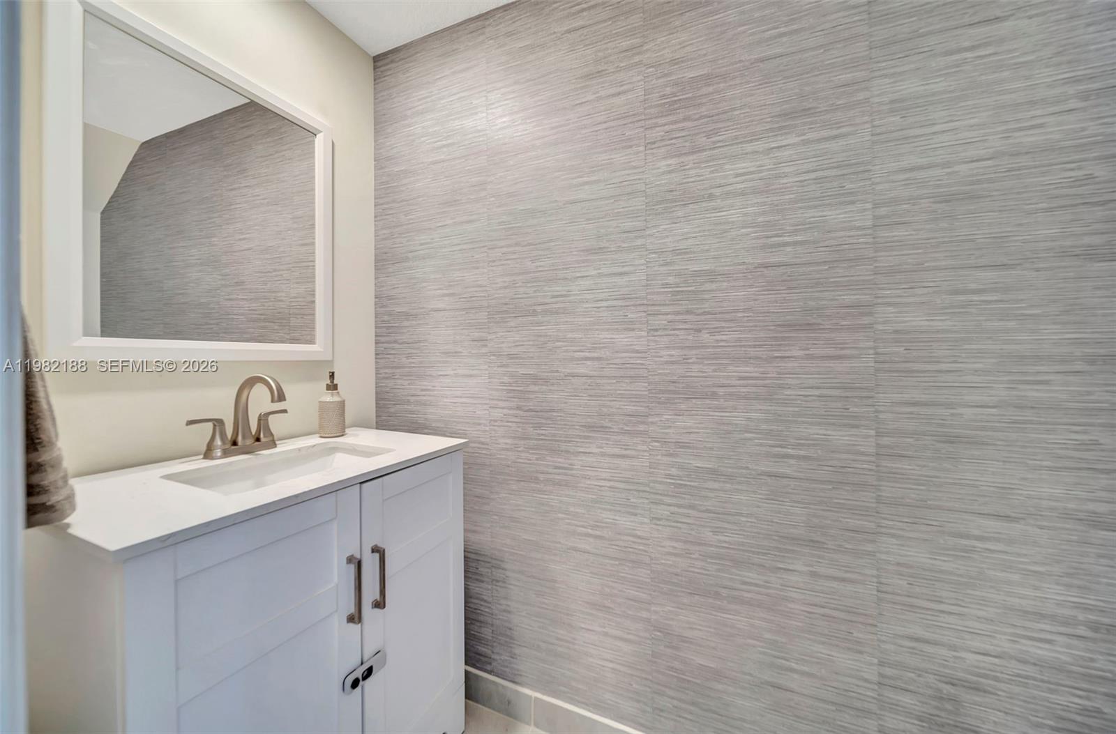 AQUABELLA NORTH - Residential