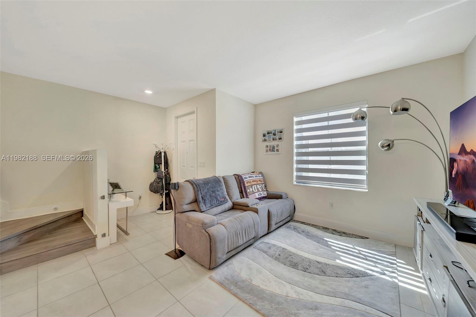 AQUABELLA NORTH - Residential