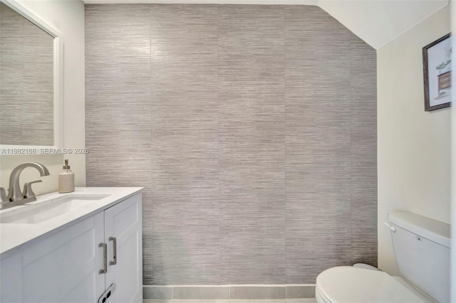 AQUABELLA NORTH - Residential