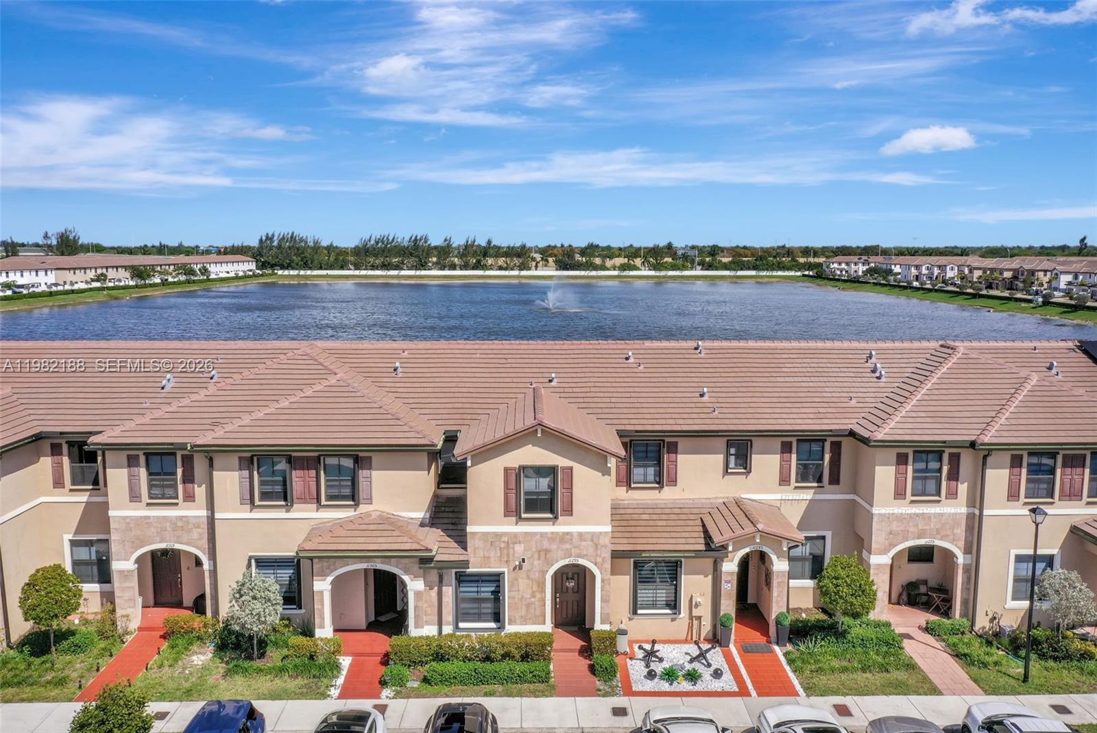 AQUABELLA NORTH - Residential