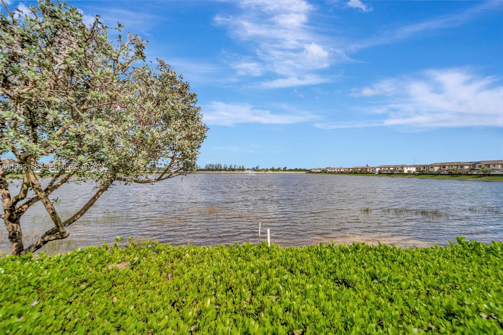 AQUABELLA NORTH - Residential