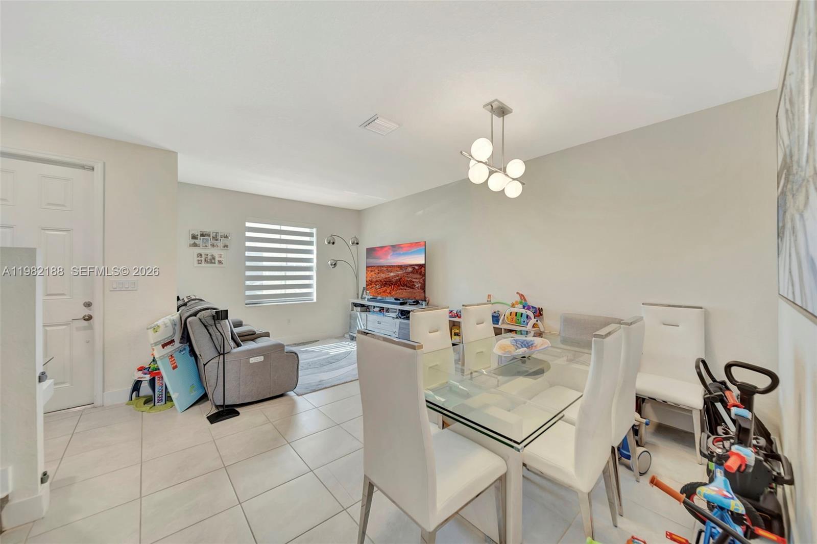 AQUABELLA NORTH - Residential