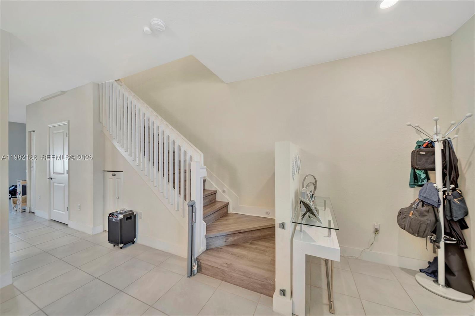 AQUABELLA NORTH - Residential