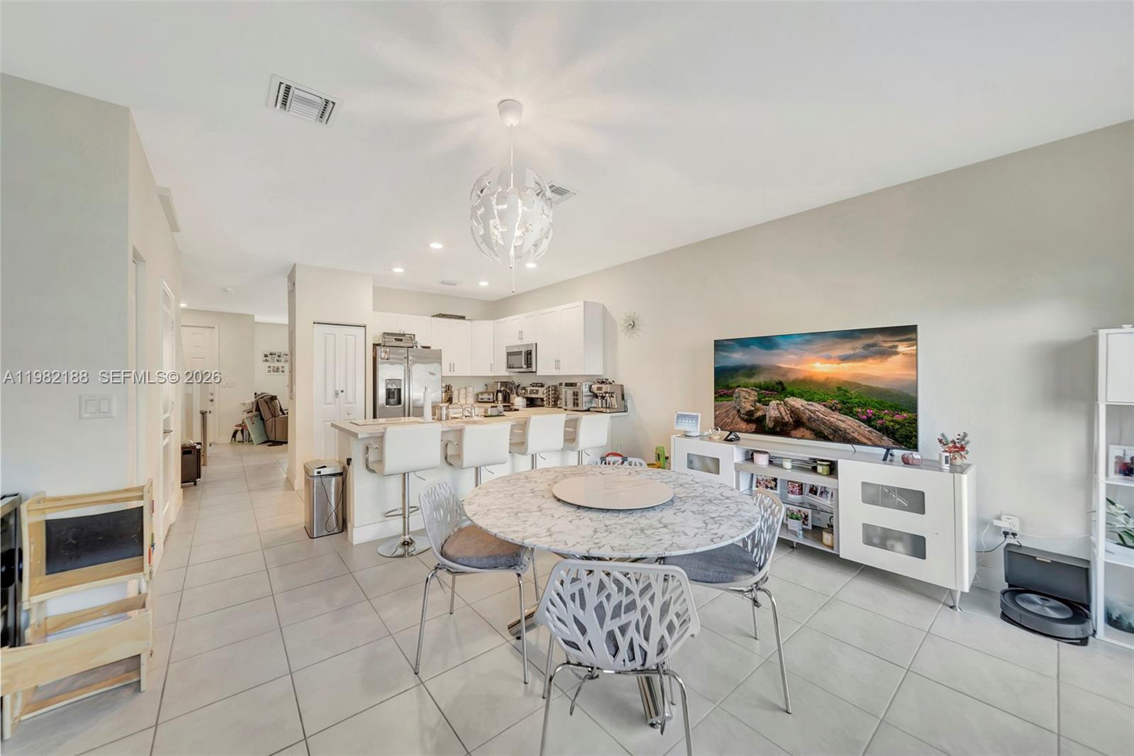 AQUABELLA NORTH - Residential