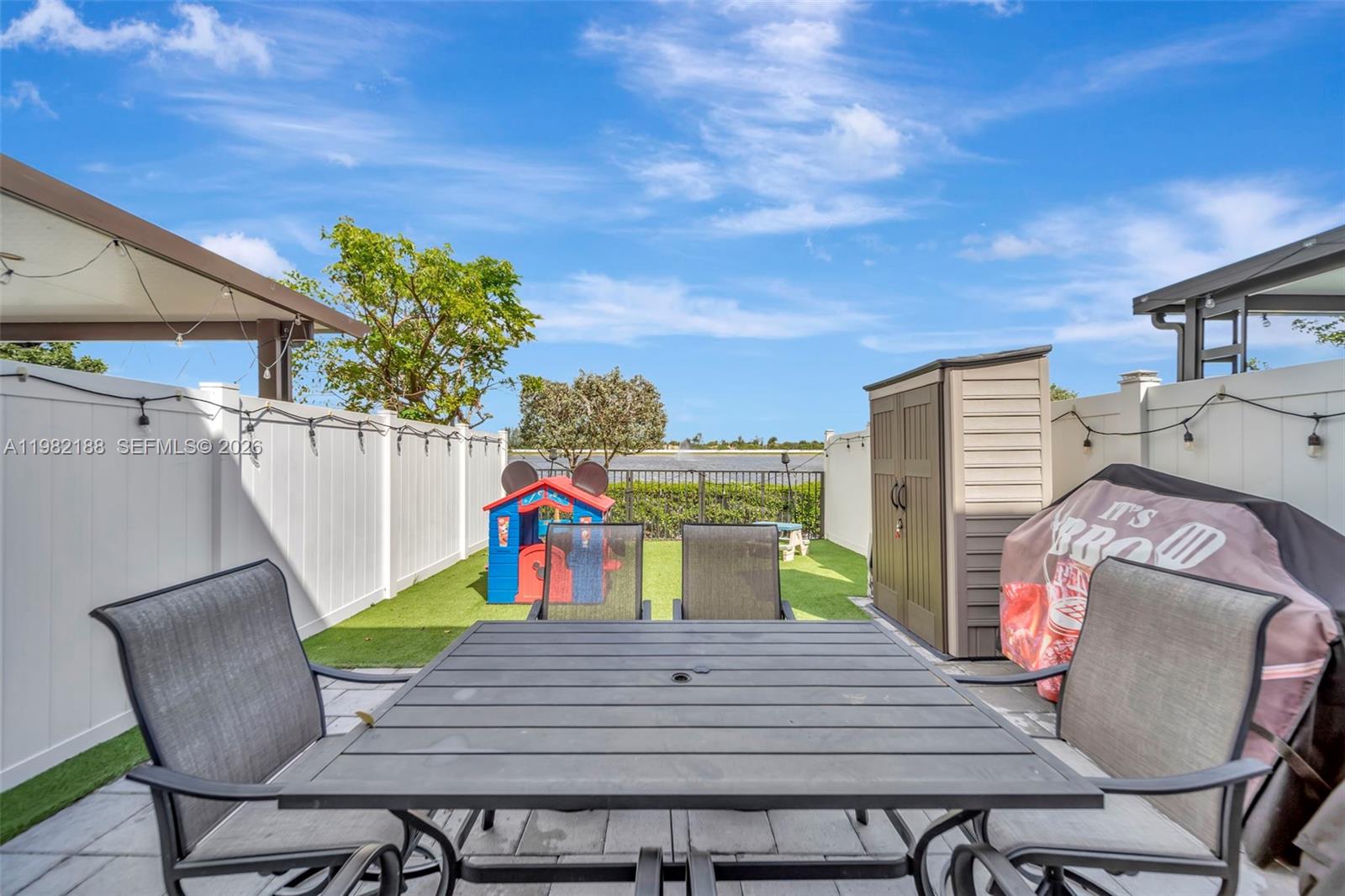 AQUABELLA NORTH - Residential