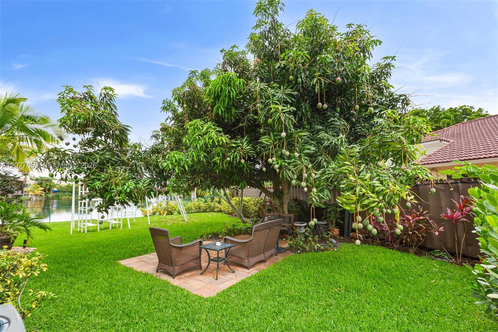 LANDINGS - Residential