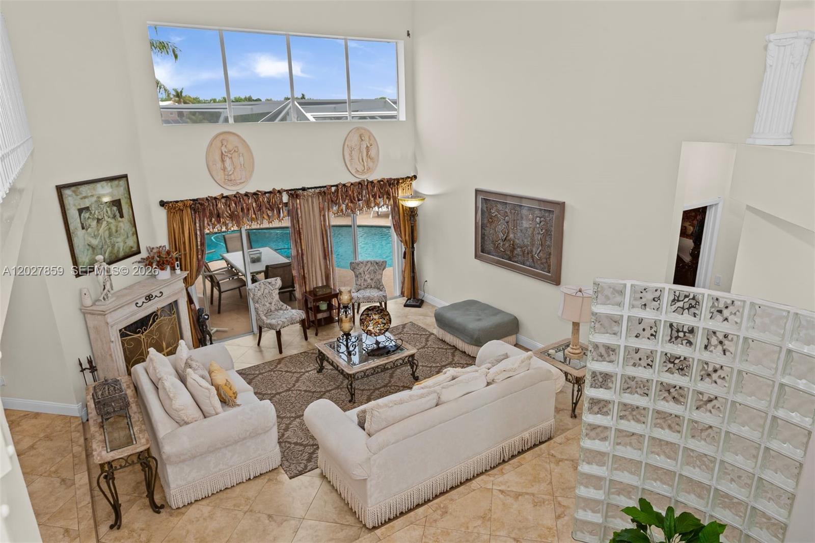 LANDINGS - Residential