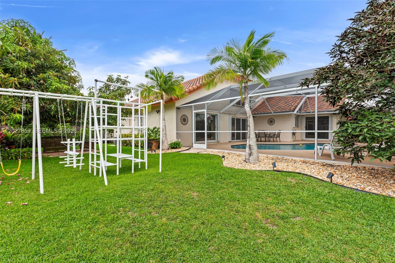 LANDINGS - Residential