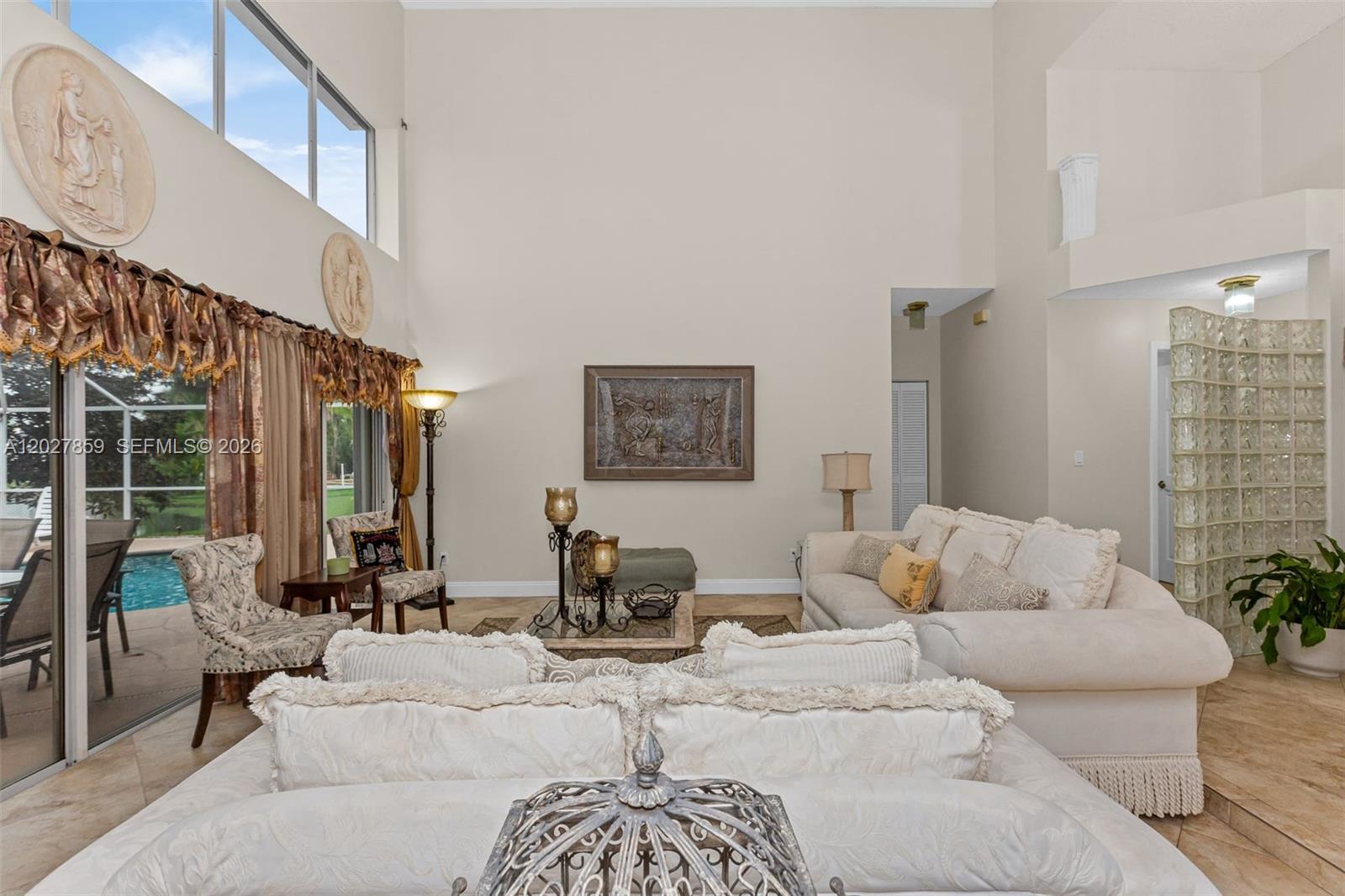 LANDINGS - Residential