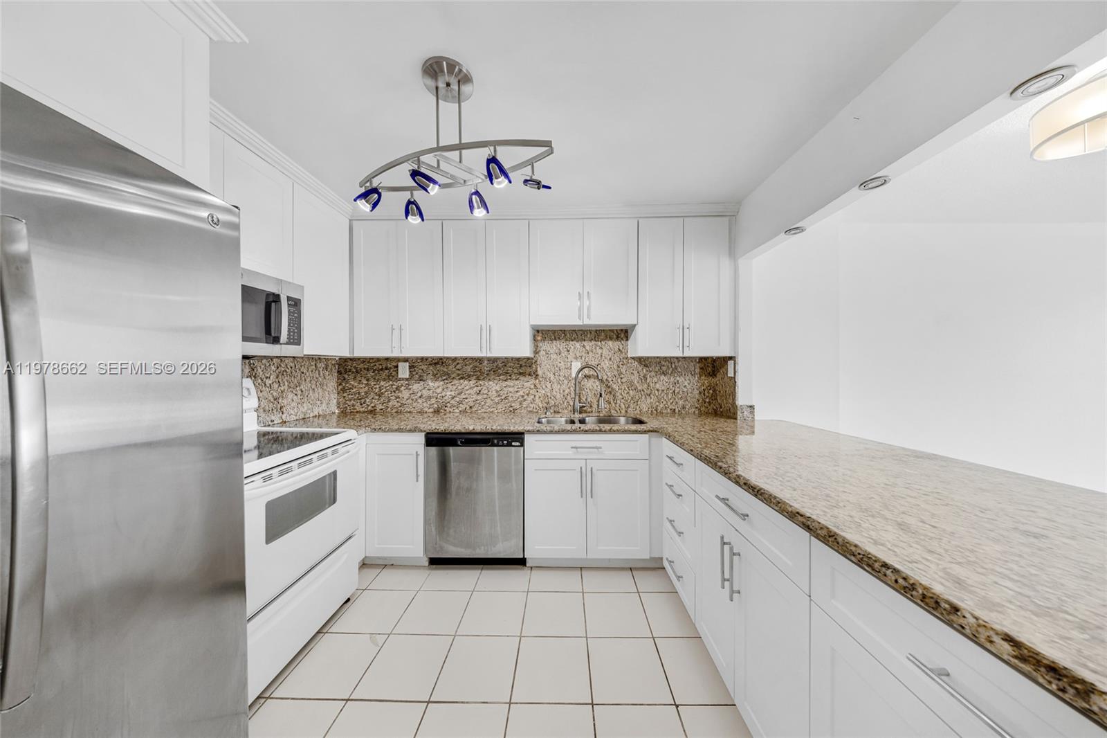 STANTON HOUSE CONDO - Residential