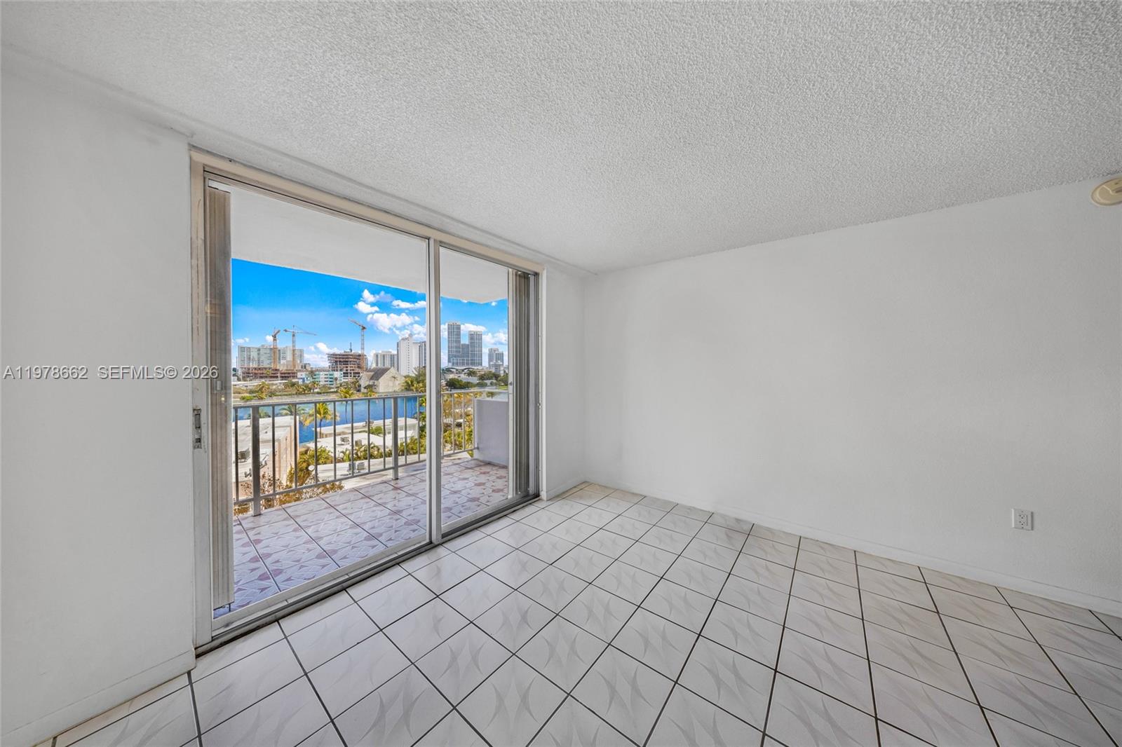 STANTON HOUSE CONDO - Residential