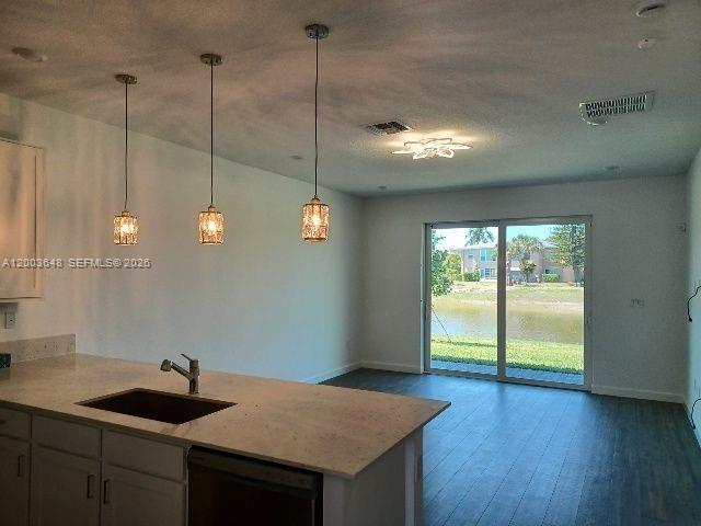 DELRAY TRAILS AT VILLA DE - Residential Lease