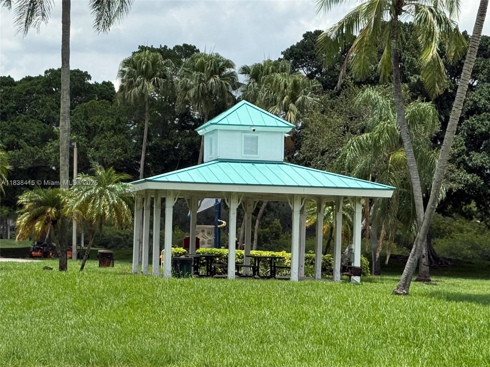 SILVER LAKES AT PEMBROKE - Residential