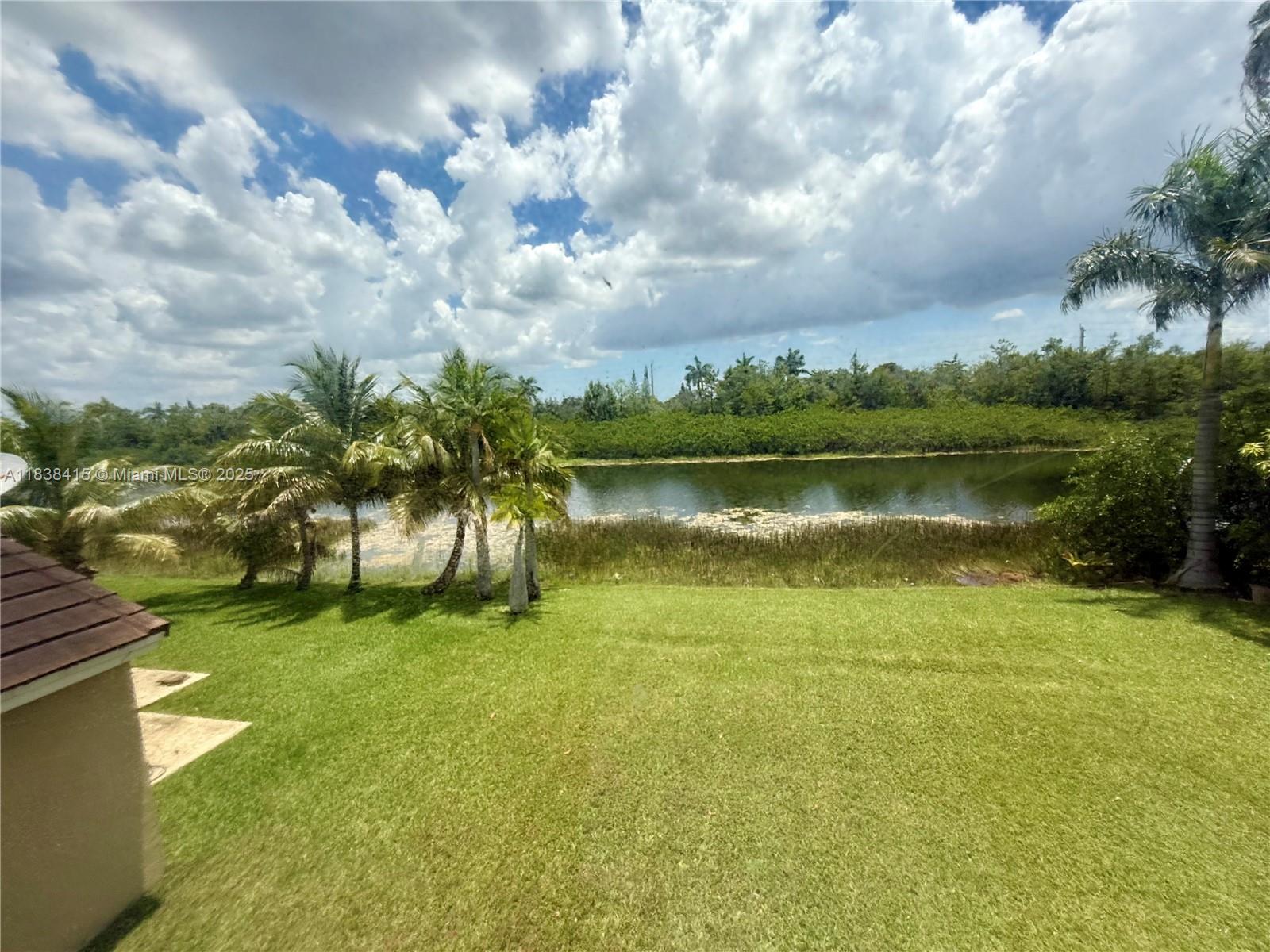 SILVER LAKES AT PEMBROKE - Residential