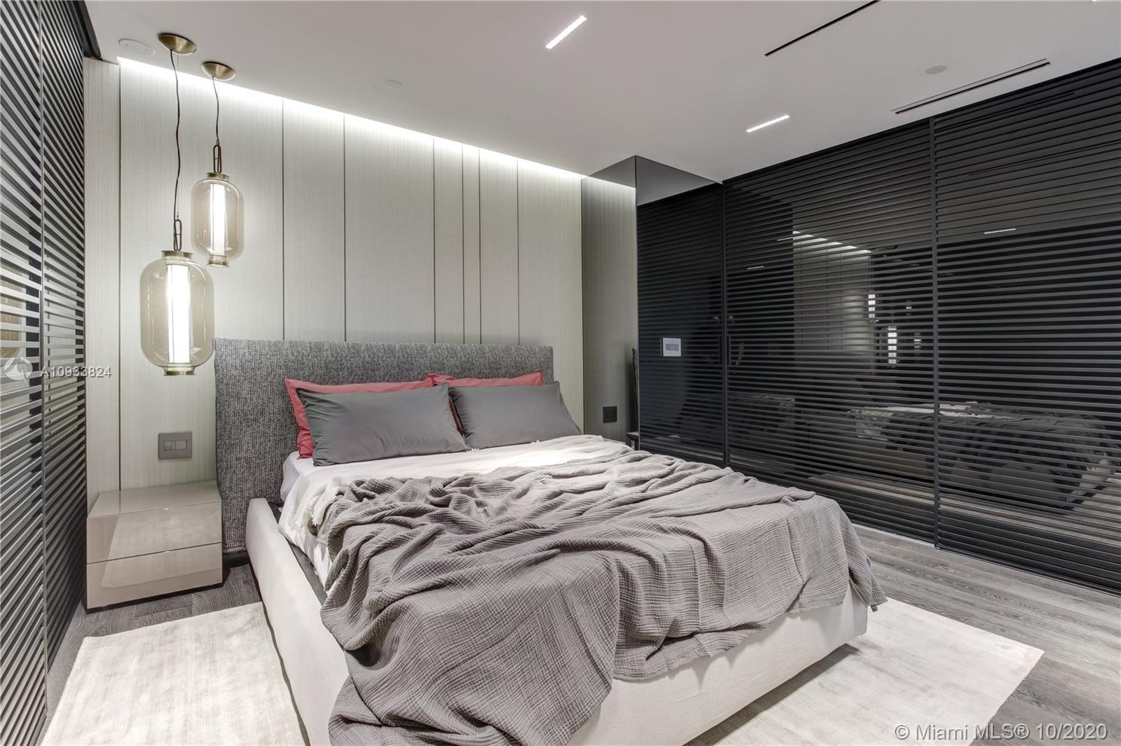 OCEANA BAL HARBOUR CONDO - Residential