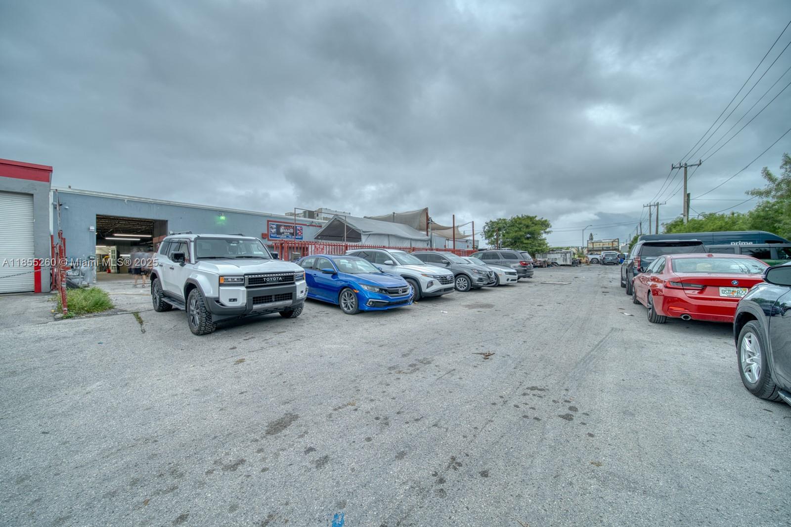 Turnkey Auto Body Shop For Sale in Prime Hialeah Location