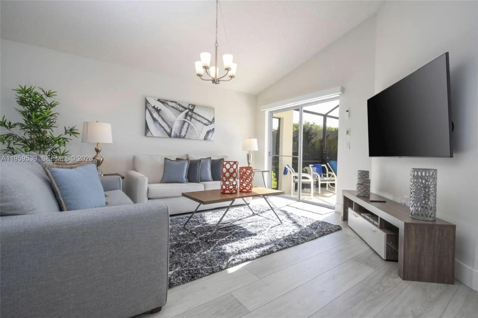 EMERALD ISLAND RESORT PH - Residential