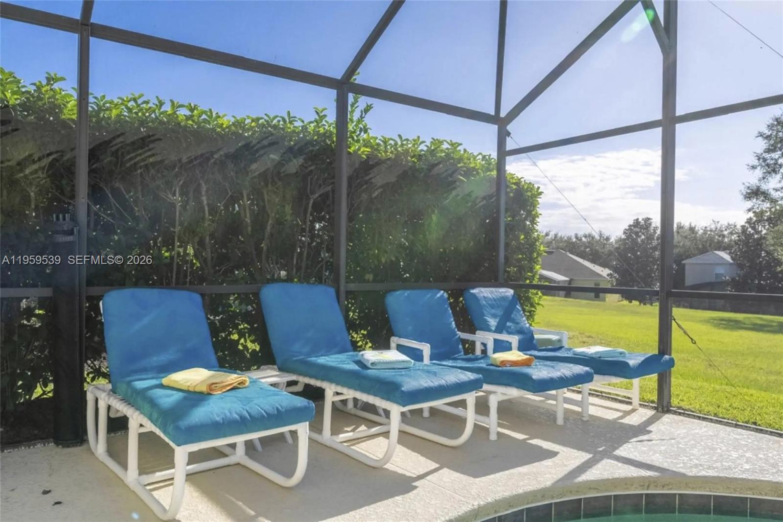 EMERALD ISLAND RESORT PH - Residential